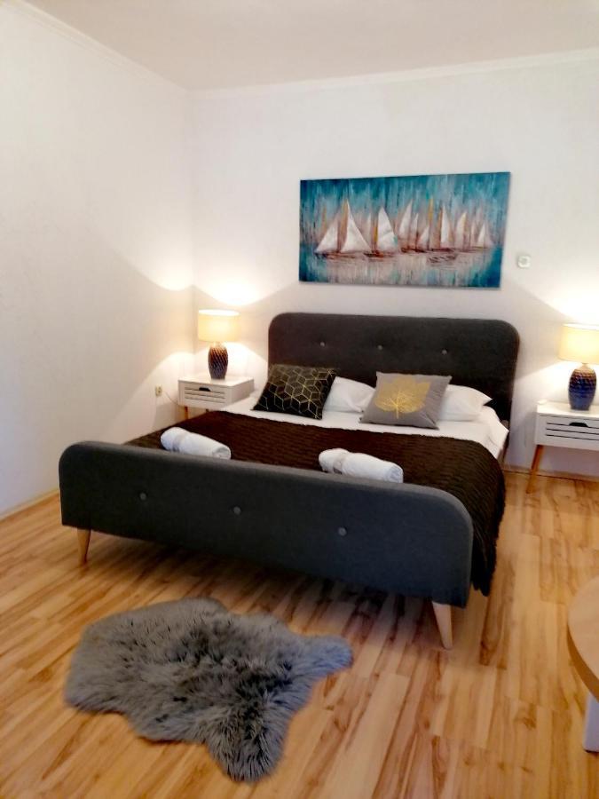 Oliva Apartment *