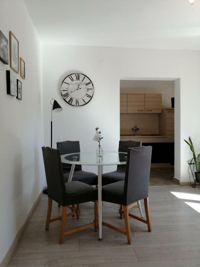 Apartment Oliva *